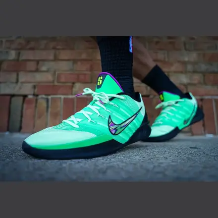 国内10月23日発売予定】ナイキ サブリナ 3 