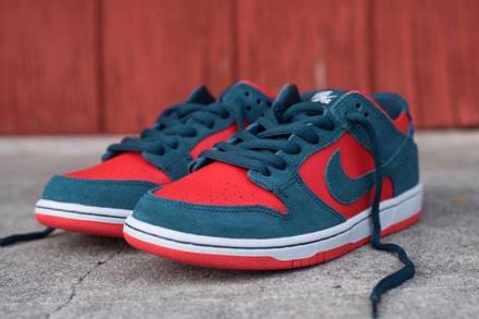 国内1月26日発売予定】 ナイキ SB ダンク ロー チーム レッド/ナイト