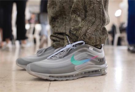 国内11月8日リポスト抽選販売】 オフホワイト × ナイキ エアマックス97