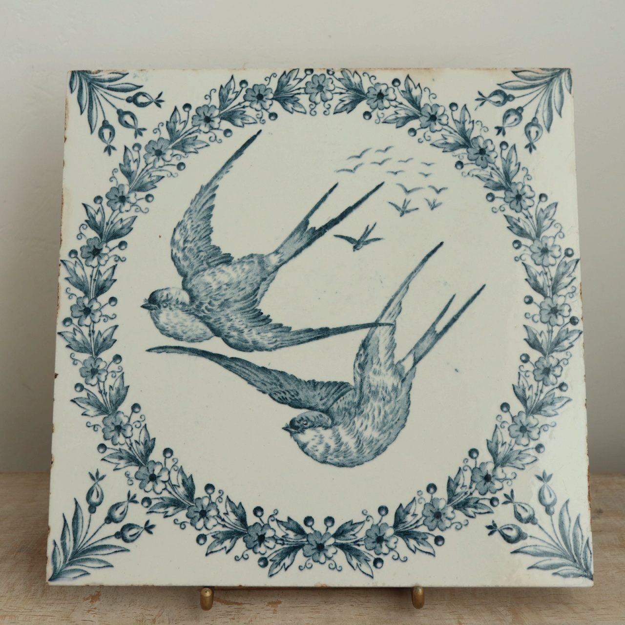 アンティーク タイル ツバメ HIRONDELLES フランス ロンウィー製 LONGWY