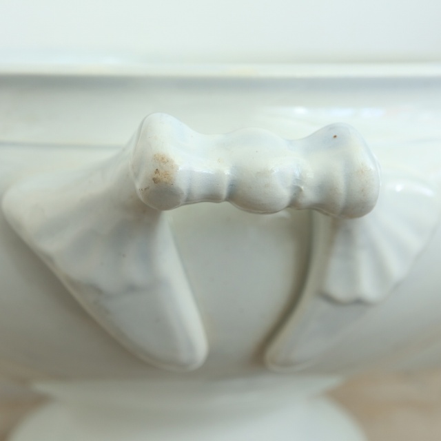 アンティーク スーピエール 白 フランス サンタマン製 SAINT AMAND