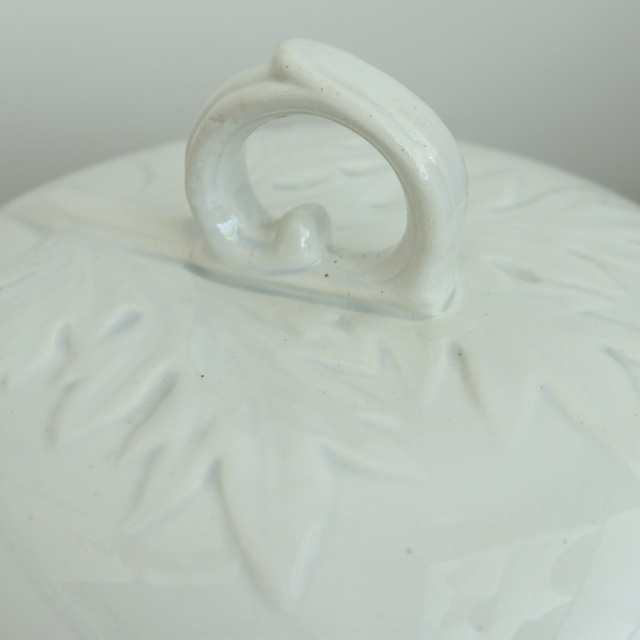 アンティーク スーピエール 白 フランス サンタマン製 SAINT AMAND