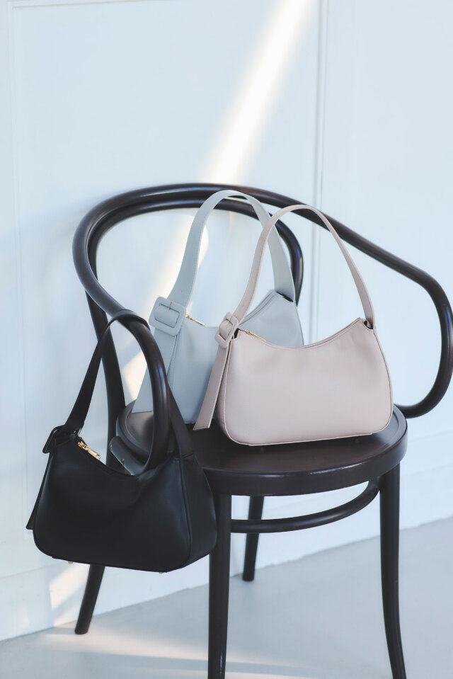 ワンハンドルショルダーバッグ