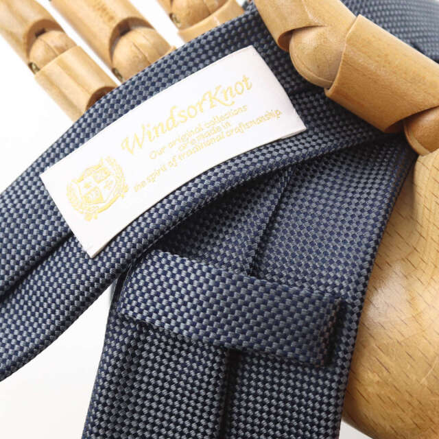 ネクタイ バスケット織りソリッドのナロータイ グレー系 シルク100