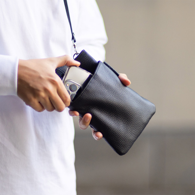 ウォークII』(全6色)イタリアンシュリンク/本革製ミニショルダー