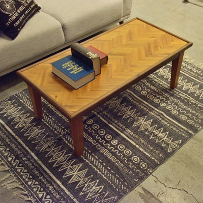 ヘリンボーンのローテーブル幅110cm｜北欧家具アンバーデザイン