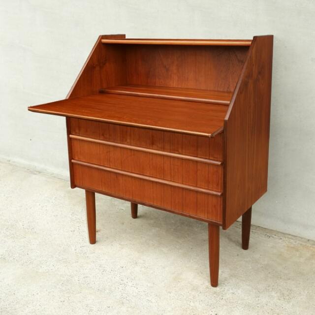 ヴィンテージ木製ライティングビューロー｜北欧家具通販・アンバーデザイン