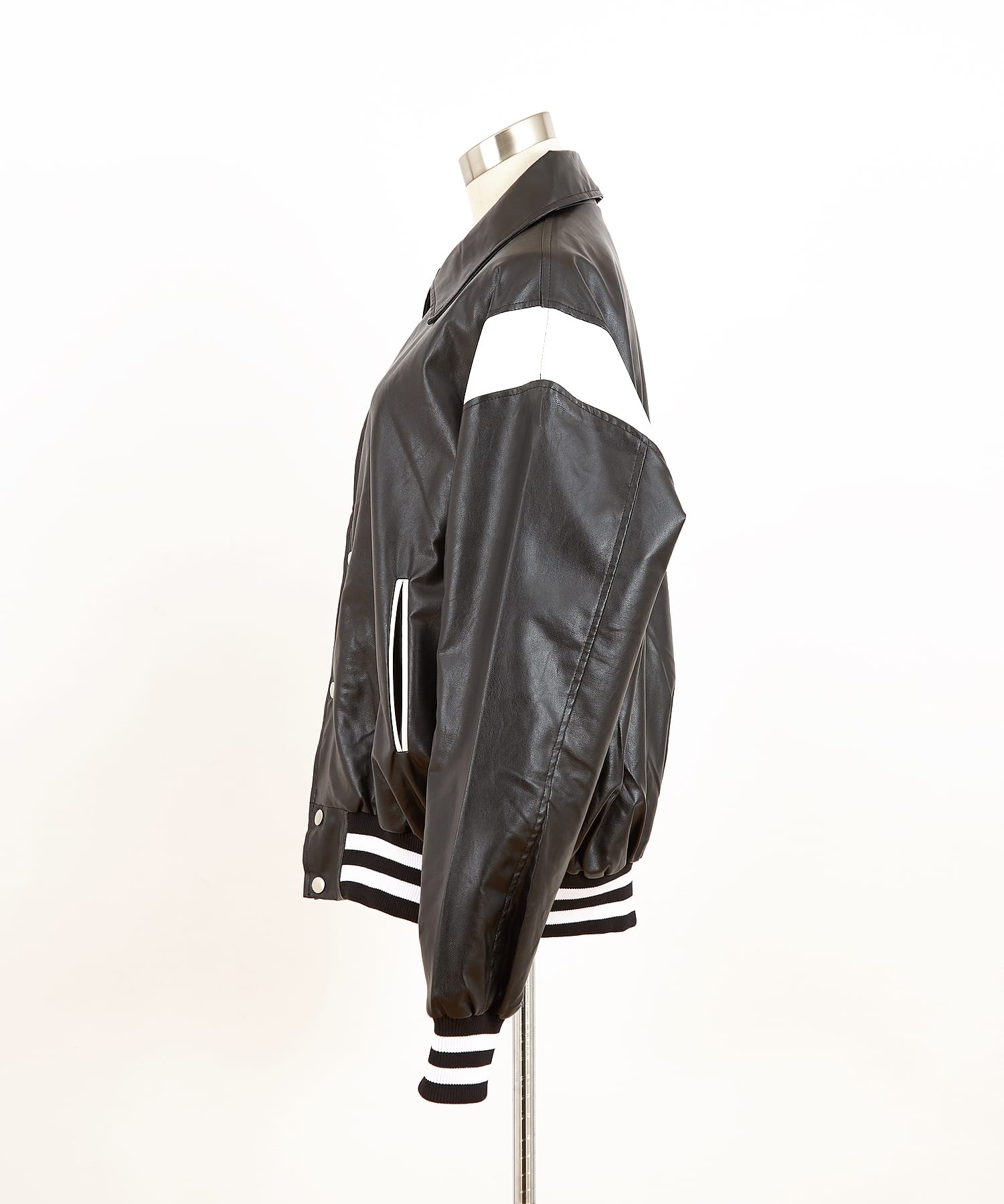 合成皮革スタジャン / メンズ レディース ユニセックス オーバーサイズ