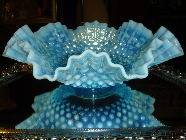 FENTON フェントン ホブネイル ブルーオパールセント コンポート