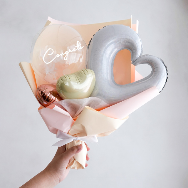 ハートバルーンブーケ（メッセージシール付き）