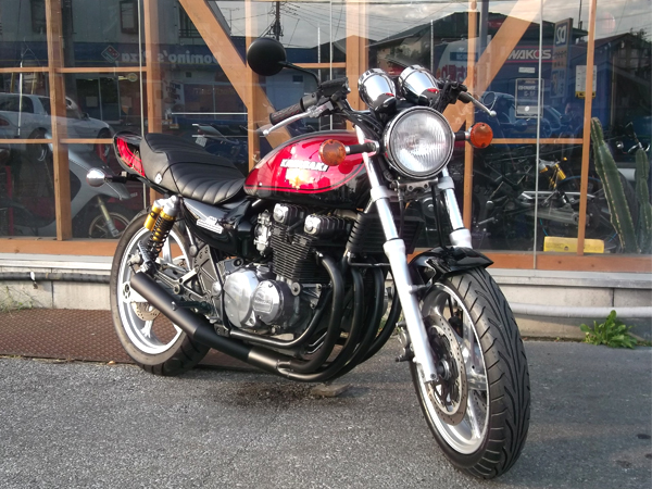 ゼファー400Z2仕様外装キット 火の玉（ブラック/レッド）