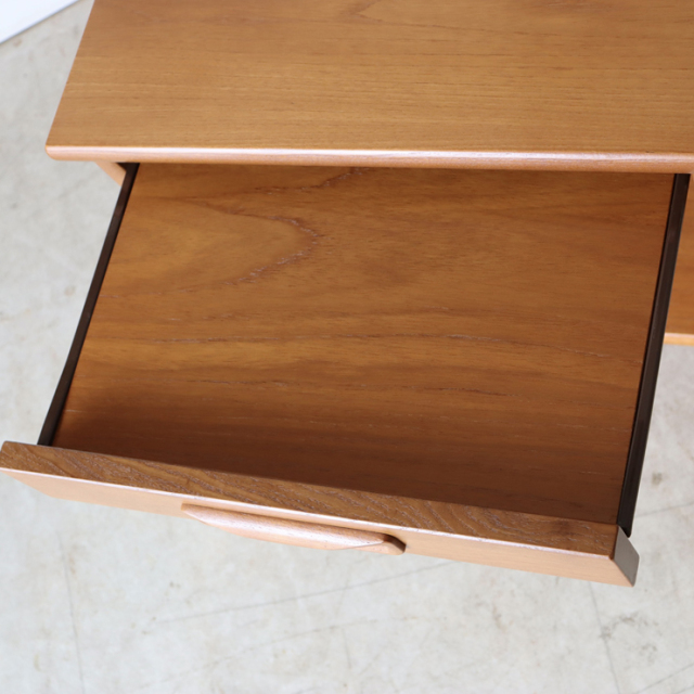 ジープラン（G-plan）製サイドテーブル 1個 商品番号【021064a