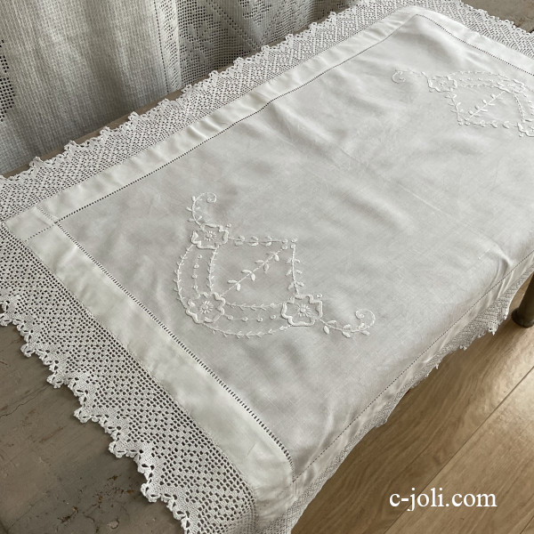 ﾃｨｰﾏｯﾄ/ﾃｰﾌﾞﾙｾﾝﾀｰ アンティーク セジョリ