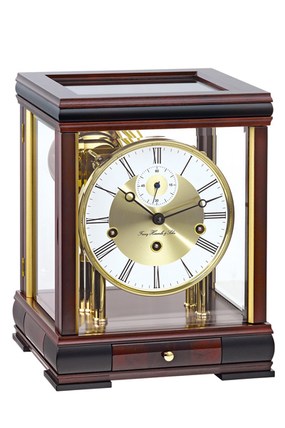 ドイツ・ヘルムレ社最高級置時計の限定版時計です。クラシックな