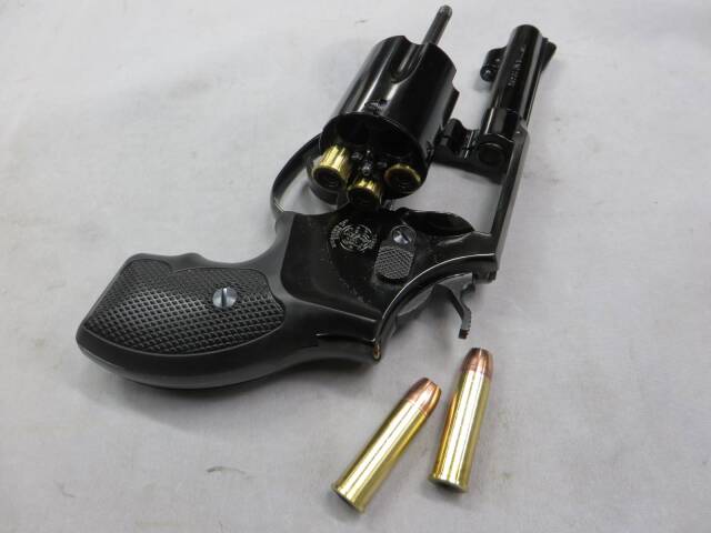 マルシン】S&W M36 3in プラグリップ仕様 Wディープブラック 6mmBB