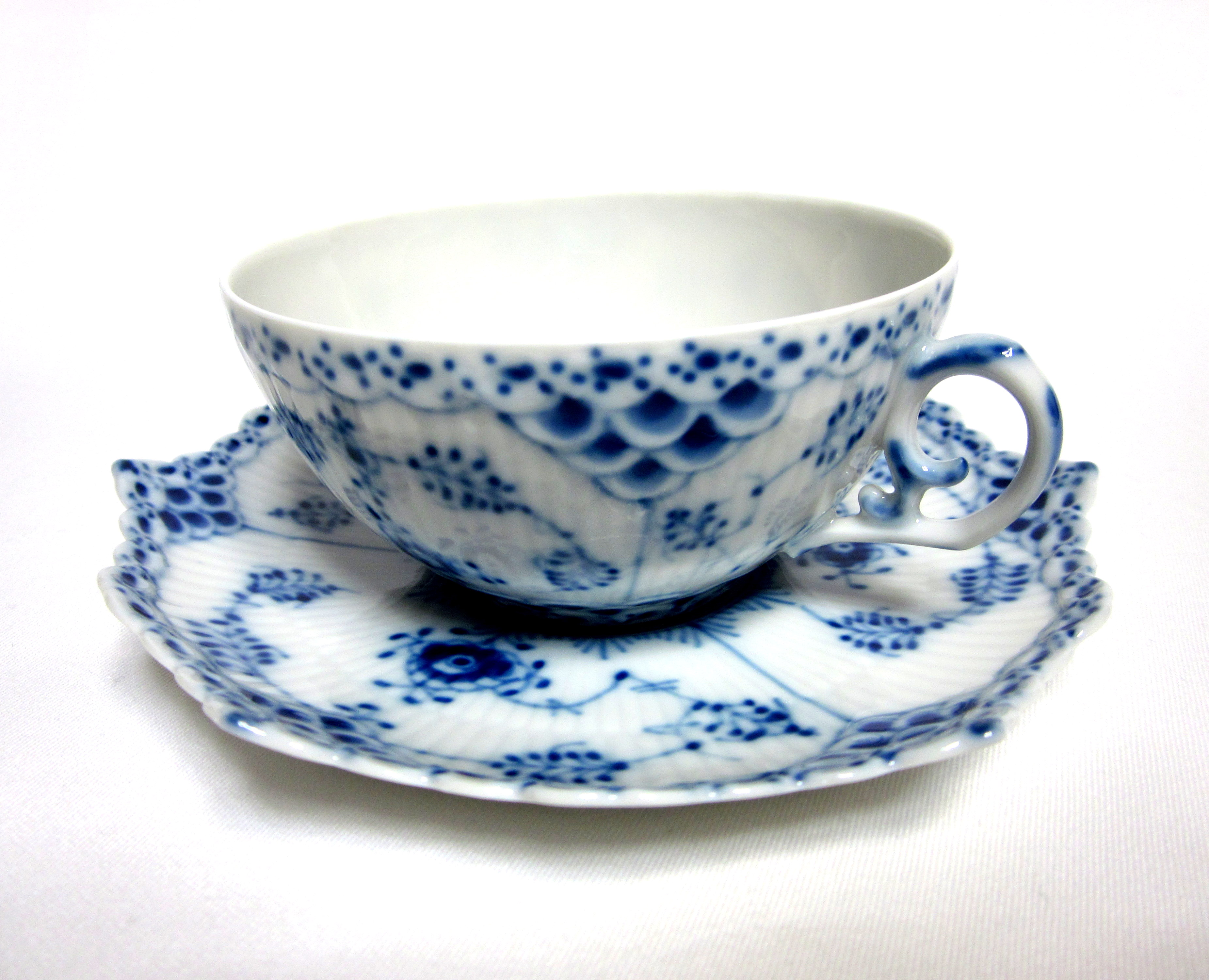 ロイヤルコペンハーゲン（Royal copenhagen）ブルーフルーテッド フル