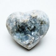 セレスタイト（天青石）は魂も清めるとされています｜銀座東道天然石専門店