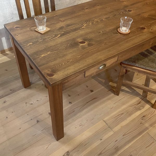 ダイニングテーブル・引き出し付き・150cm×80cm