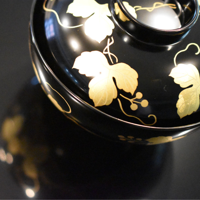 吸物椀 箔つた蒔絵 黒 漆塗り 12-00505 漆器の井助