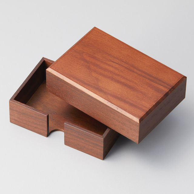 小箱 煙草入 義正刀 生駒製 銀製 小物入れ 金工 片切り彫り ニワトリ