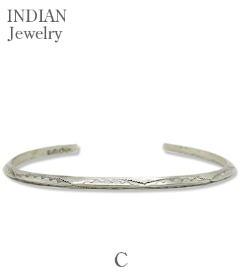 INDIAN JEWELRY ナバホ族|スタンプワーク|バングル『Navajo Stampede