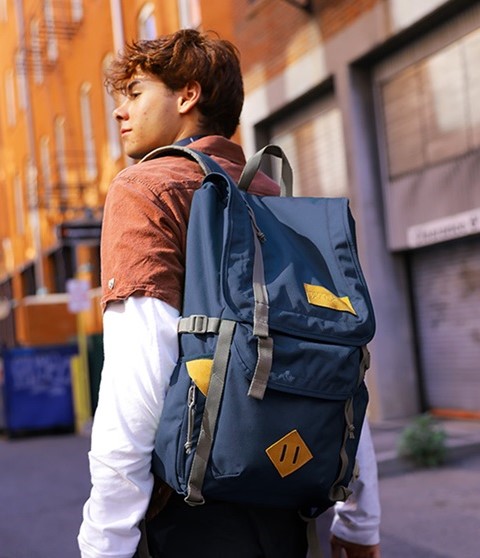 HATCHET （ハチェット） NAVY（紺） |【公式通販】JANSPORT（ジャン