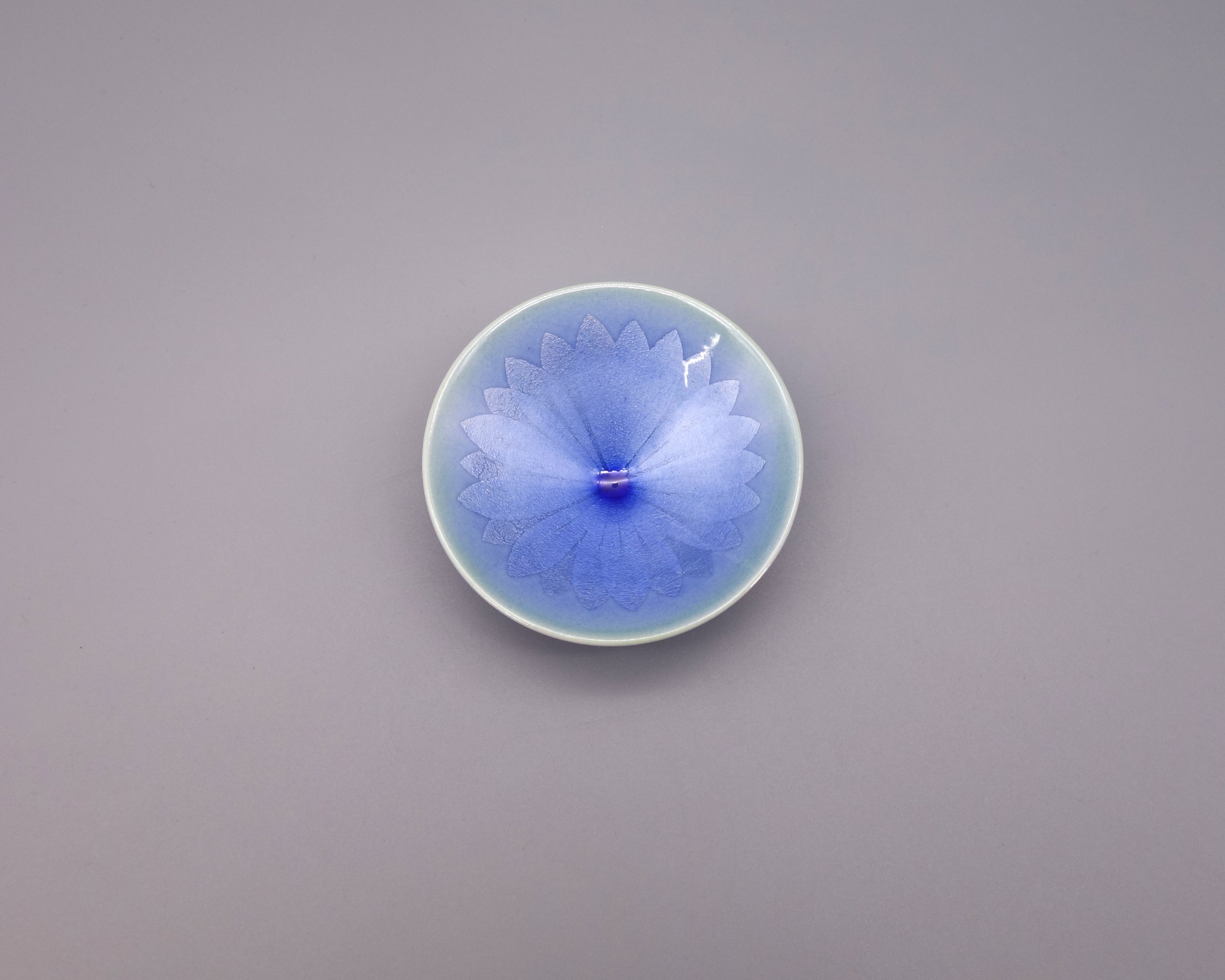 酒盃 淡青釉裏銀彩（両面） [ 中田一於 ]