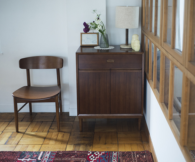 Tチェア(板座)｜オフィシャルショップ｜カリモク60オフィシャルショップ