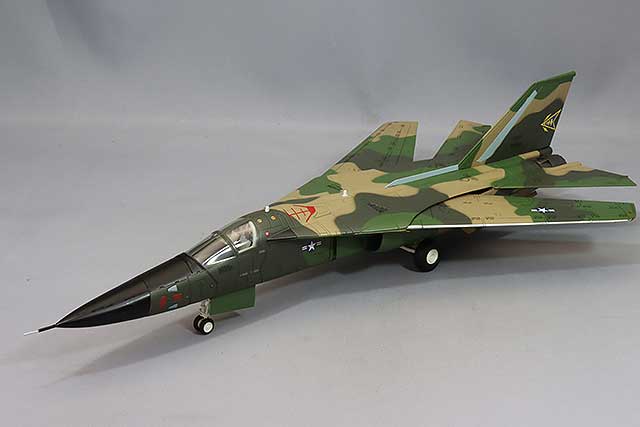 ホビーマスター 1/72 F-102A デルタダガー カリフォルニア空軍州兵