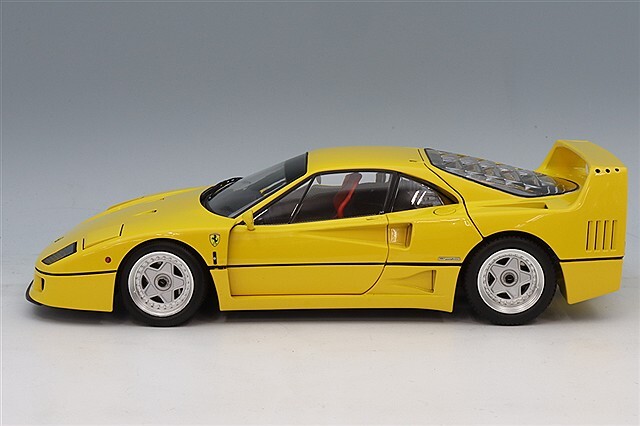 京商 1/18 フェラーリ F40 イエロー