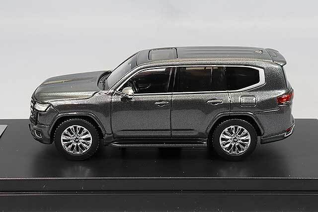 LCDモデル 1/64 トヨタ ランドクルーザー LC300-ZX グレイ