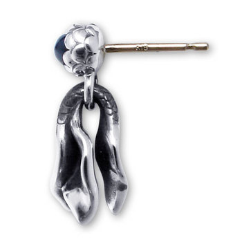 ブラッディマリー Bloody Mary ベビーフィンストーンピアス サファイア