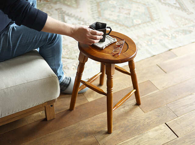 スツール Garba（ガルバ）｜北欧・ヴィンテージインテリア・家具通販