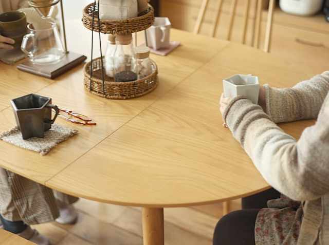 円形 伸長式ダイニングテーブル Rizn(リズン) ナチュラルタイプ｜北欧