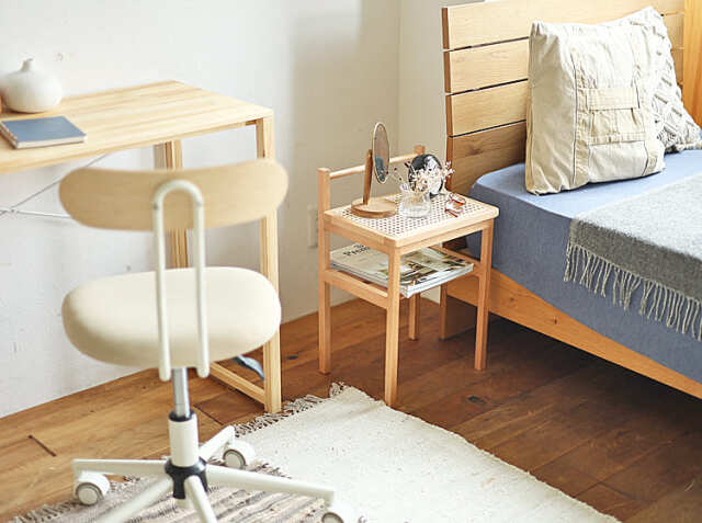 サイドテーブル AMU（アム）｜北欧・ヴィンテージインテリア・家具通販