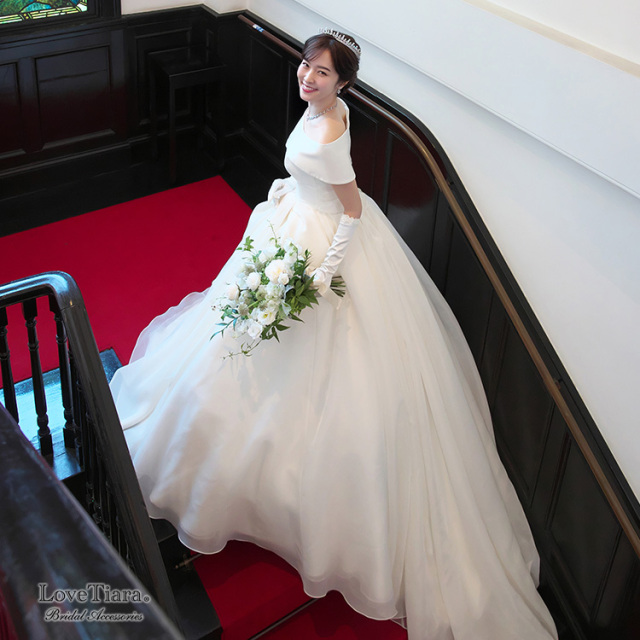 カリスタジルコニアティアラ 通信販売ブライダルウェディング通販 髪飾り