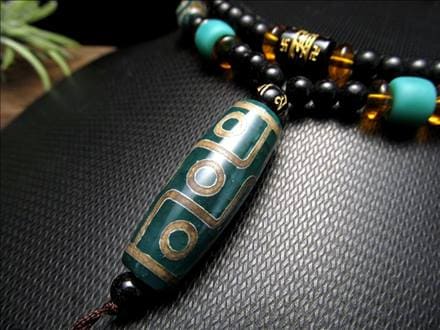 ☆人気！天珠アクセサリー☆目を引くデザインネックレス☆チベット発祥
