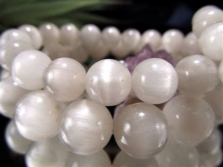 1粒売り】◇良好品質！希少なホワイトキャッツアイ◇幸運のお守り