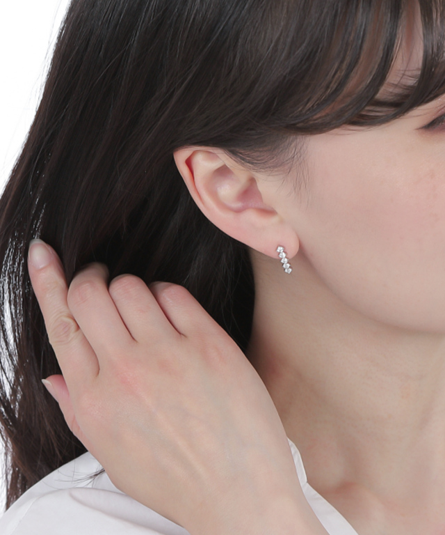 モアサナイト ピアス レディース 一粒 プラチナ ゴールド 仕上げ 0.5ct