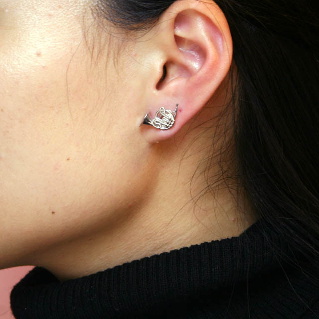 SV925 シルバー ピアス 《ホルン》 k24メッキ仕上 ☆ 音楽雑貨