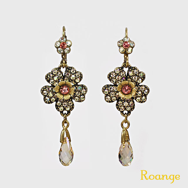 ミハエルネグリン フラワーパヴェフックピアス