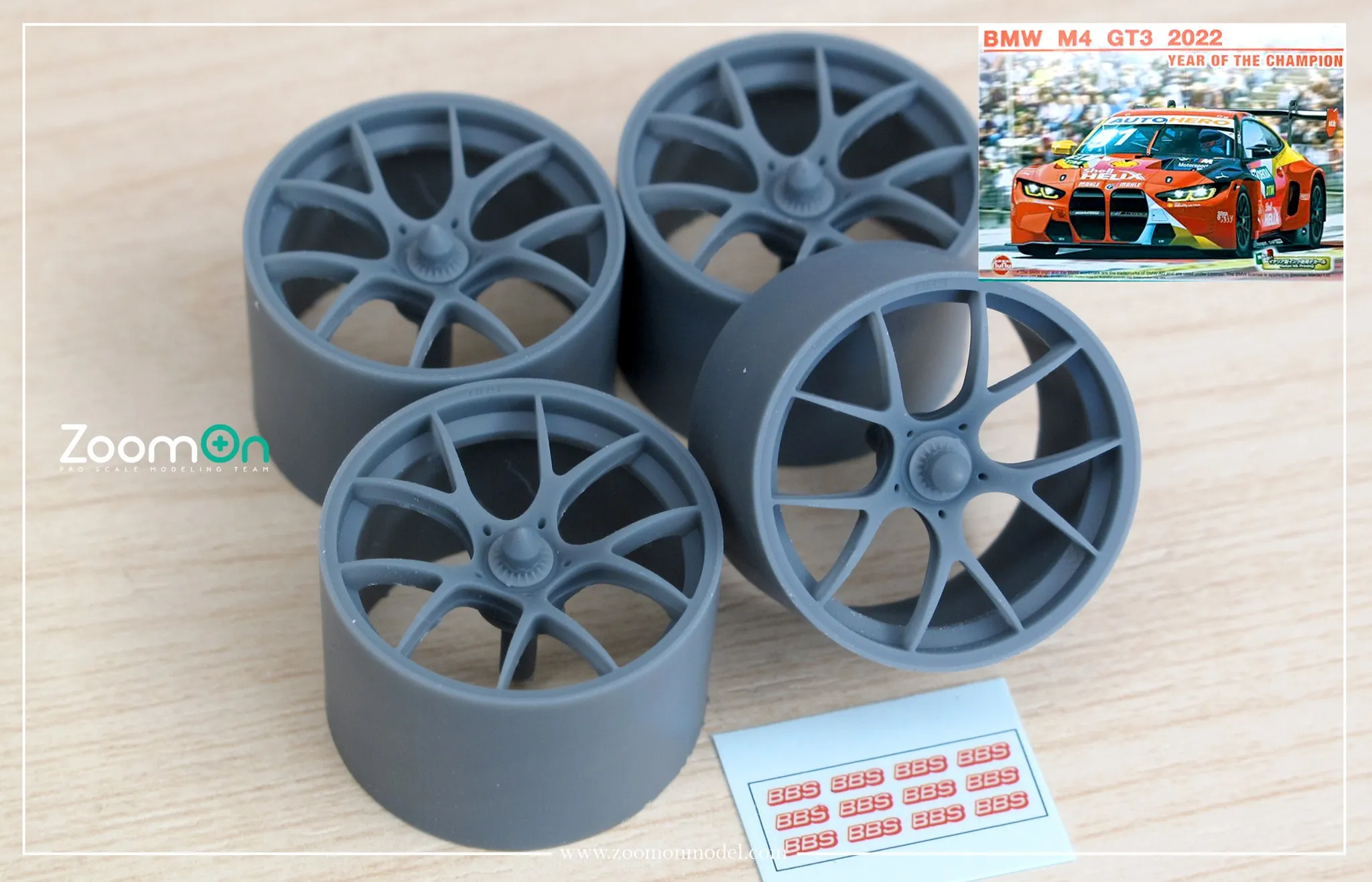 ZoomOn 1/24 18インチ BBS センターロックタイプ ホイールセット BMW