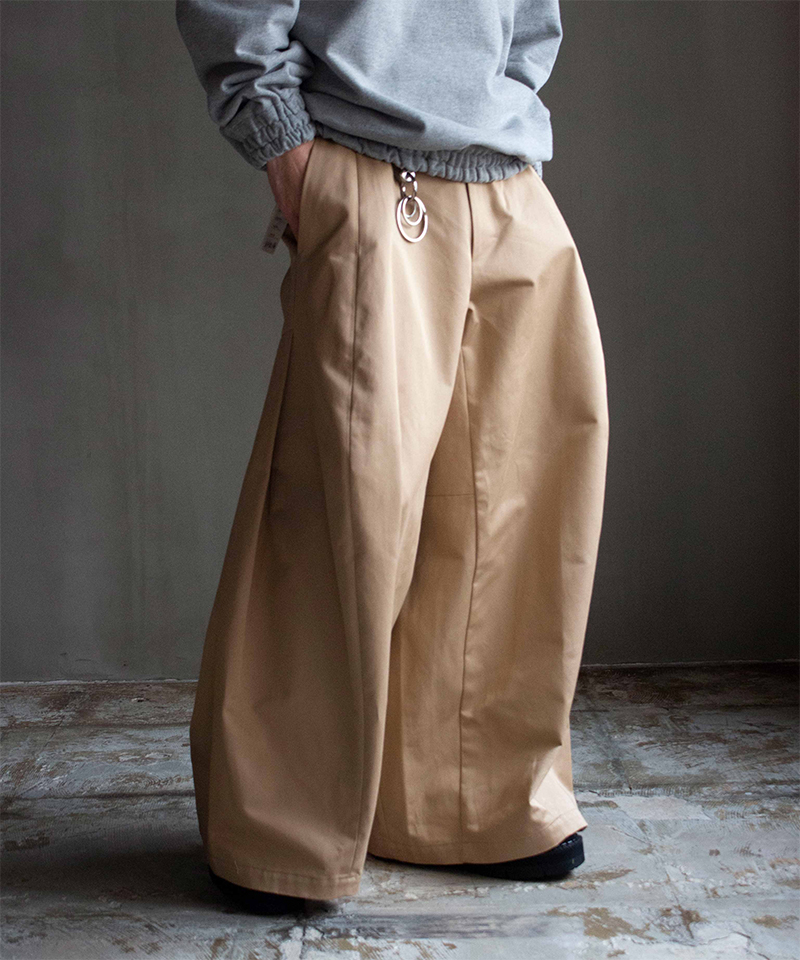 SHINYAKOZUKA EGG BAGGY(ISSUE#6) BEIGE - Mens | rroomm onlinestore