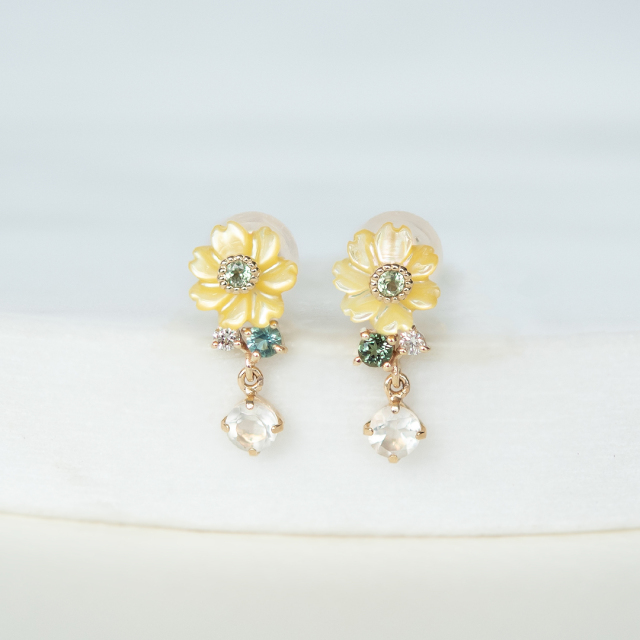 ピアス K10イエローゴールド(JLージュエルー)(ブーケ)(福寿草