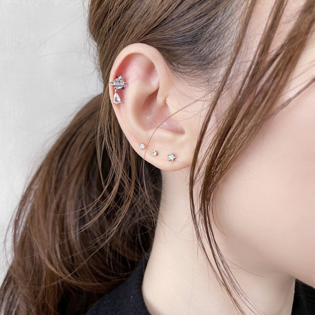 16G ］輝き溢れるキュービックジルコニア 土星 雫 CZ を組み合わせた