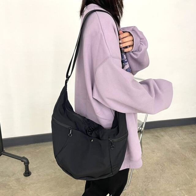 CRB 撥水三日月ショルダーバッグ|TiMTiMオンラインストア|レディース