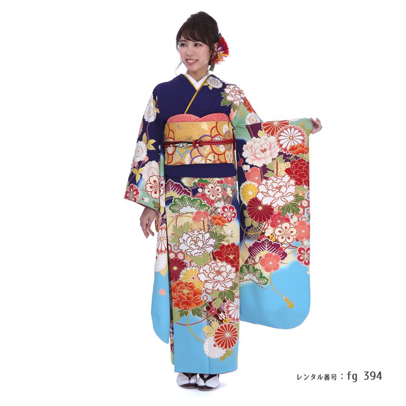 fg_394】配色がポイント、大輪の牡丹がエレガントな振袖｜着物レンタル