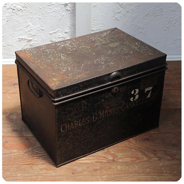 イギリス アンティーク メタルボックス インダストリアル 保管庫 収納