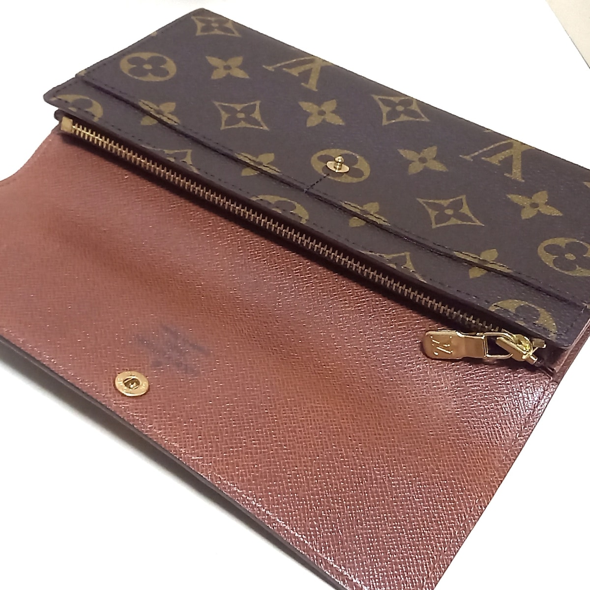 ルイヴィトン/長財布/ポシェットポルトモネクレディ/型番：M61725の