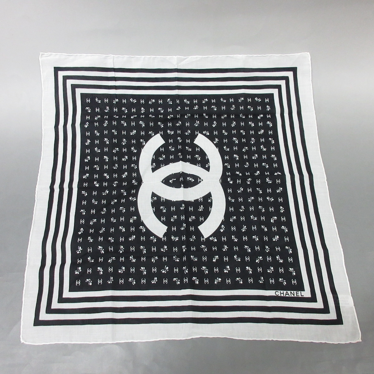 シャネル/ハンカチ/黒×白の買取実績【ブランディア】